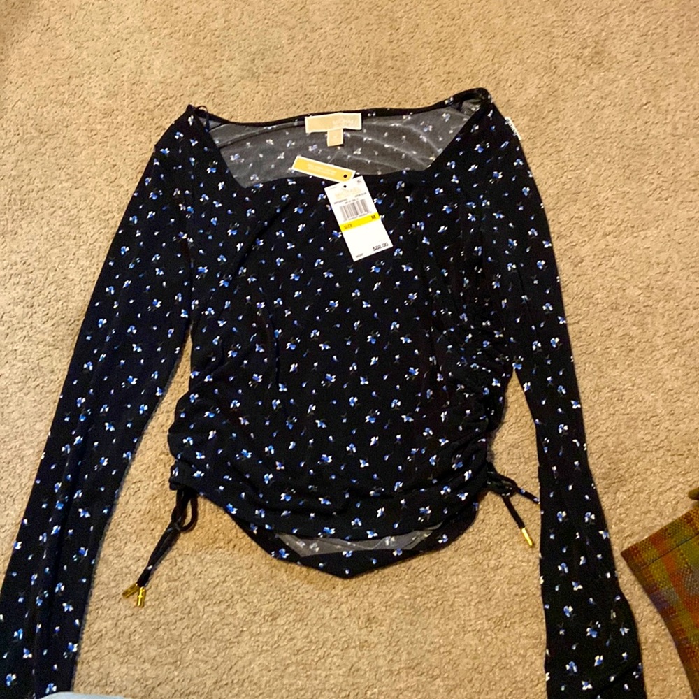 Cute floral top long sleeve